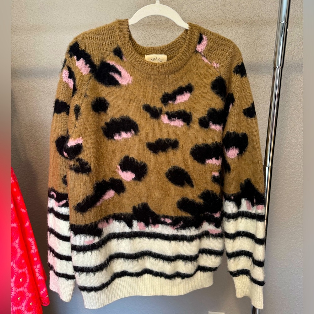 Oversized Cheetah Sweater💖